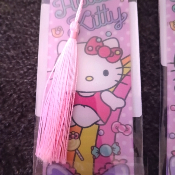Hello Kitty Bookmarks - Picture 2 of 4